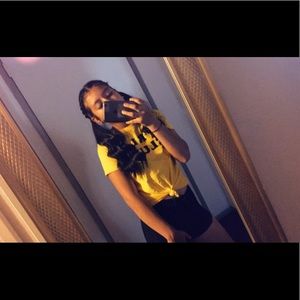 Meet your Posher, Vanessa